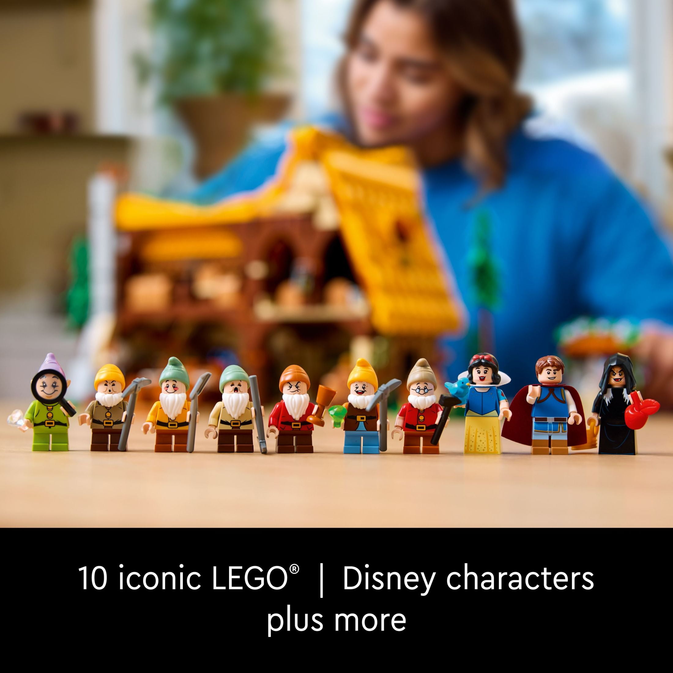 LEGO Disney Snow White and the Seven Dwarfs’ Cottage Building Kit, Build and Display Disney Princess Set with 10 Minifigures Including Snow White, Gift Idea for Fans of the Classic Movie, 43242