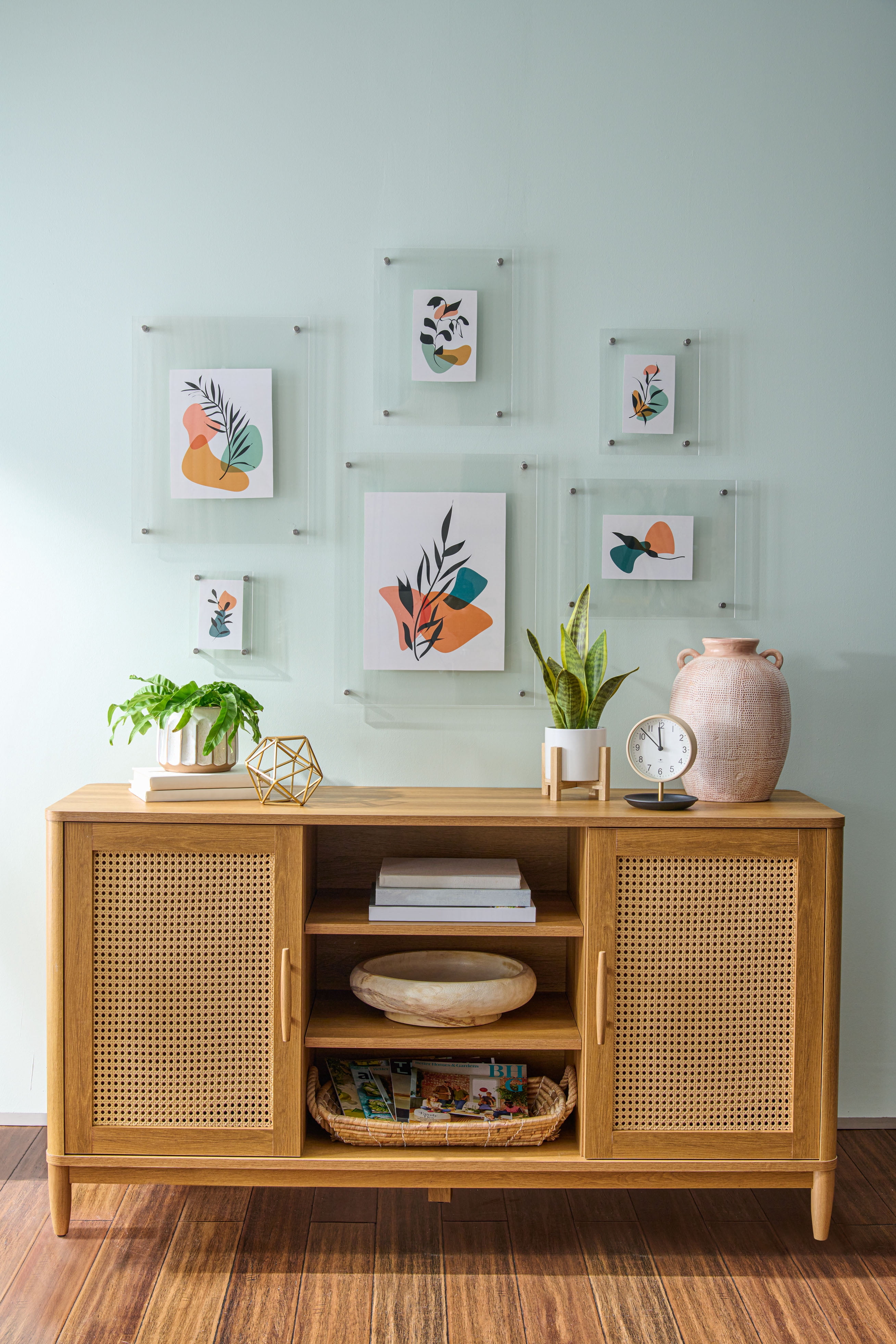 Better Homes & Gardens Silver 5x7 Floating Acrylic Frame with Silver Wall mount Hardware