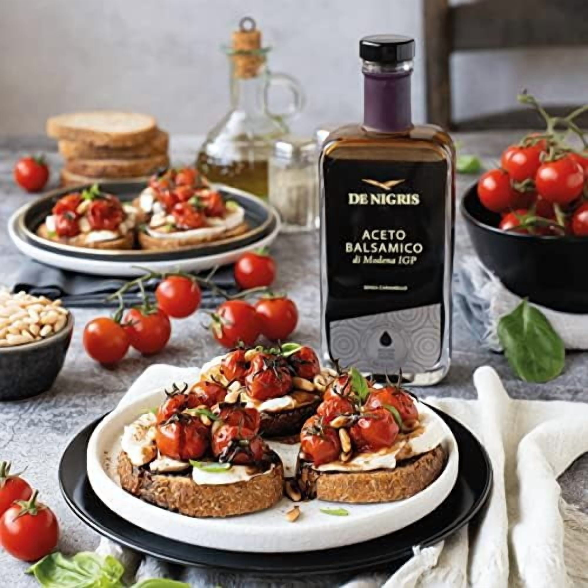 De Nigris balsamic vinegar of Modena Excellence Line Platinum Eagle, 8.5 fl oz (250 ml)