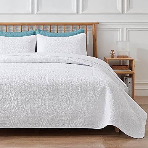 Veeyoo 3 Pieces Bedspread California King Ultrasonic Embossing Lightweight Quilt Set Soft Microfiber Reversible Coverlet For All Seasons White 1 2 Shams Com Soft Microfiber Reversible Coverlet, Bedspread For California King Bed