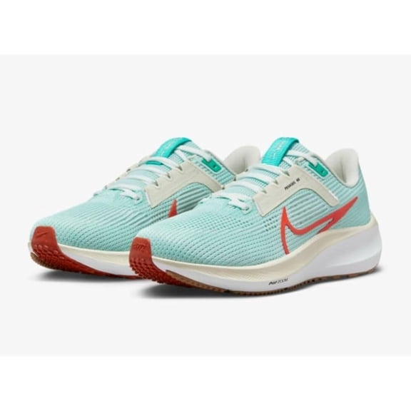 Nike Women's Pegasus 40 Running Shoes Turquoise, 9.5