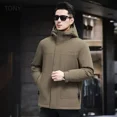 thumbnail image 4 of Chaqueta corta de plumón con relleno de plumón de pato, ropa de diseñador para hombre, chaquetas para hombre, ropa de manga larga para hombre, abrigo frío para hombre para invierno, 4 of 5