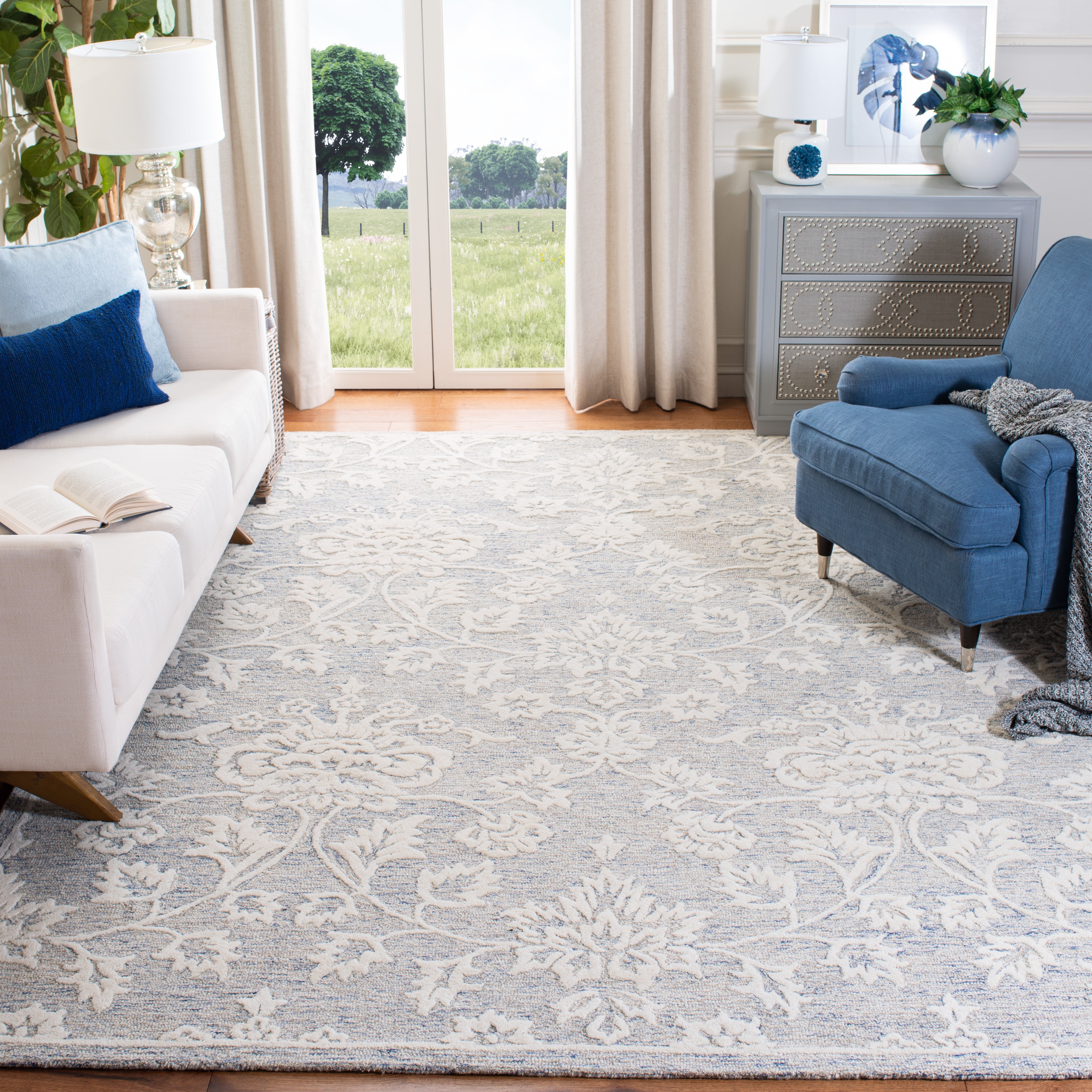 SAFAVIEH Glamour Cionadogh Floral Wool Area Rug, Blue/Ivory, 9' x 12'