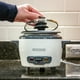 thumbnail image 2 of Hervidor de arroz BLACK+DECKER RC503 de 0,7 L de capacidad, 200 W, 2 of 8