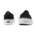 thumbnail image 3 of Tenis Vans Classic Slip On Platform - 018EBLK - Negro - Mujer negro 22.5 Vans Classic Slip On Platform, 3 of 7