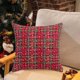 thumbnail image 1 of Funda de Cojín Festiva a Cuadros con Bordado de Copos de Nieve. Decoración Navideña Suave y Acogedora para Sofá o Silla. Ideal Como Regalo para Fiestas Navideñas. 45 X 45 Cm (17,71 X 17,71 Pulgadas)., 1 of 6
