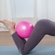 thumbnail image 5 of Pelota de yoga y pilates de 25 cm para fitness y gimnasia, de PVC, antiexplosión, con bomba para entrenamientos seguros durante el embarazo y entrenamiento de estabilidad para niños. Aestivo, 5 of 7