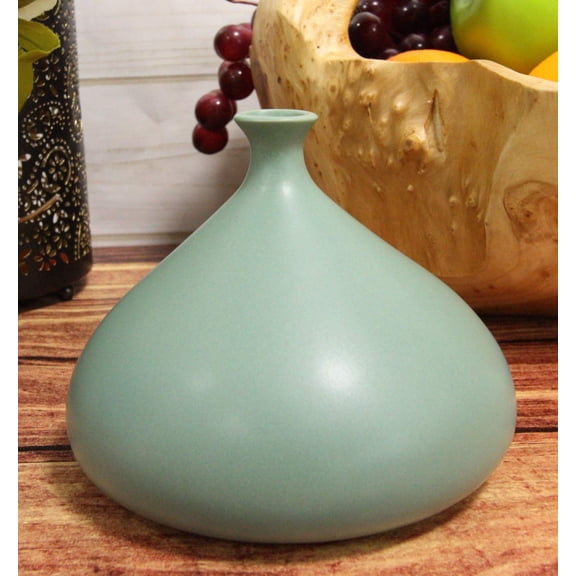 Ebros Teco Art Pottery by Frank Lloyd Wright Matte Glaze Vase (Kiss - Green)