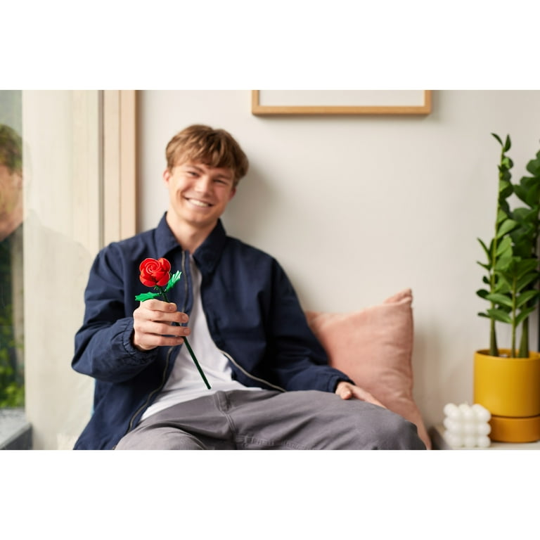 rose novelty toy Playing with Rose Toy in Roblox - Ultimate Fun and Entertainment main image 1