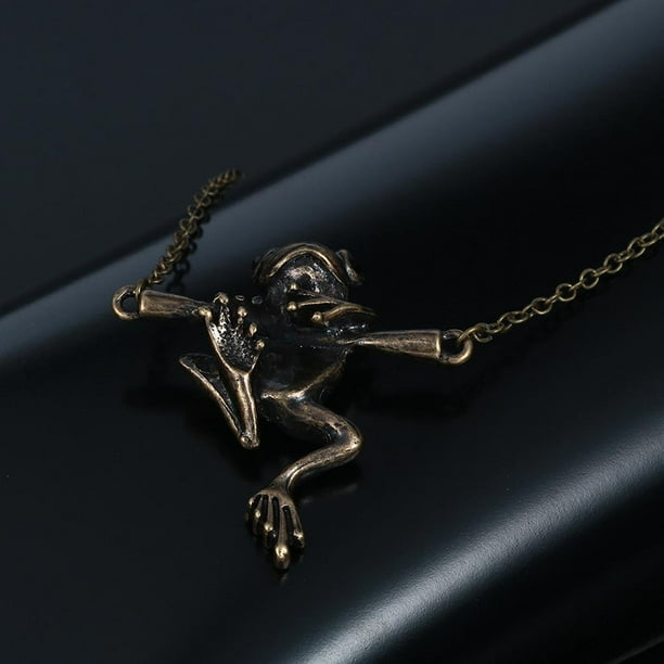 Cute 2024 frog necklace