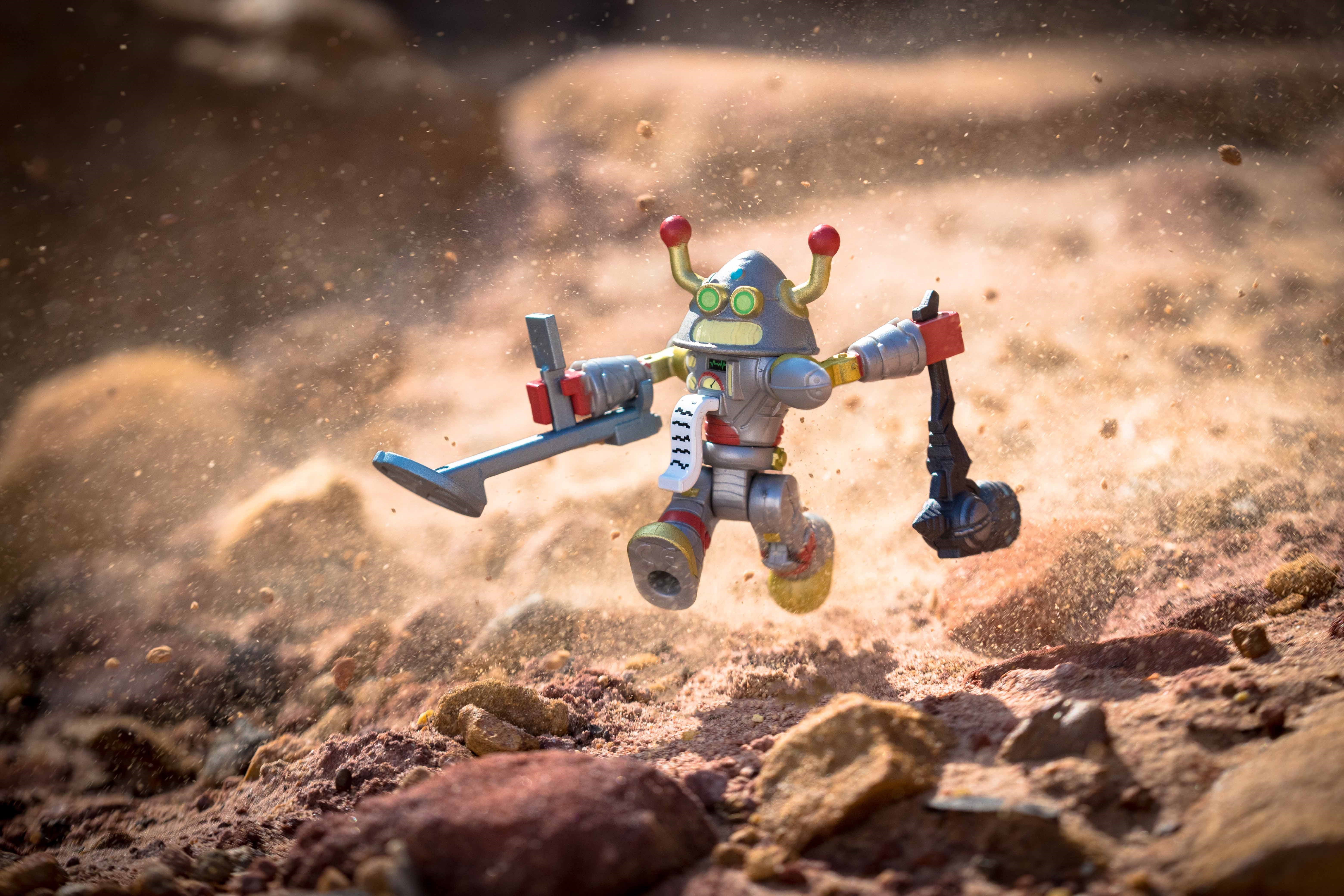 Roblox Action Collection - Brainbot 3000 Figure Pack
