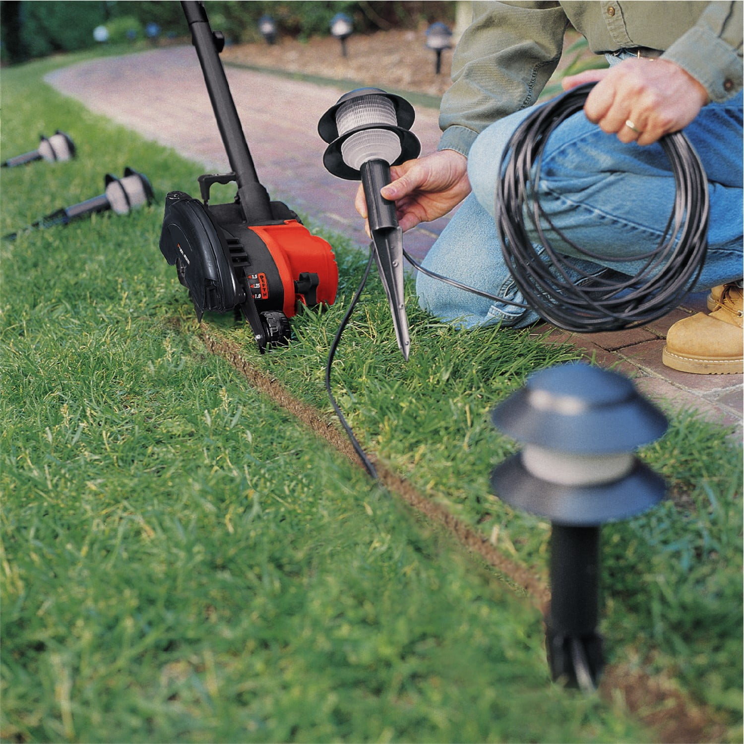 BLACK+DECKER - Brandclub - BLACK+DECKER LE710 10-Amp Landscape Edger