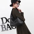 thumbnail image 5 of Bolso Hobo de cuero para mujer bolso de mano grande informal bolso para axila bolso para citas diarias, 5 of 5