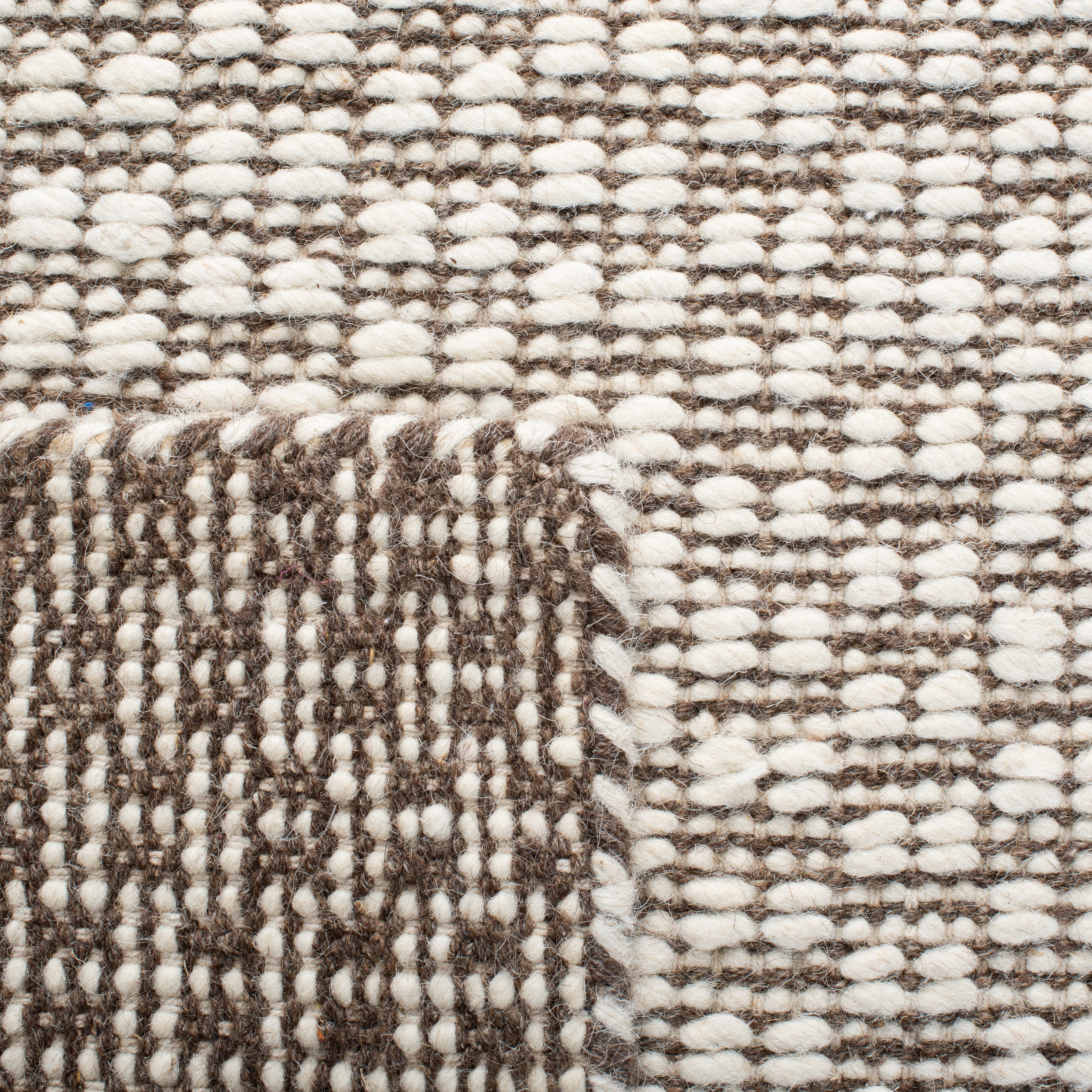 Safavieh Kilim Coretta Geometric Area Rug, Light Brown/Ivory, 6' x 9'