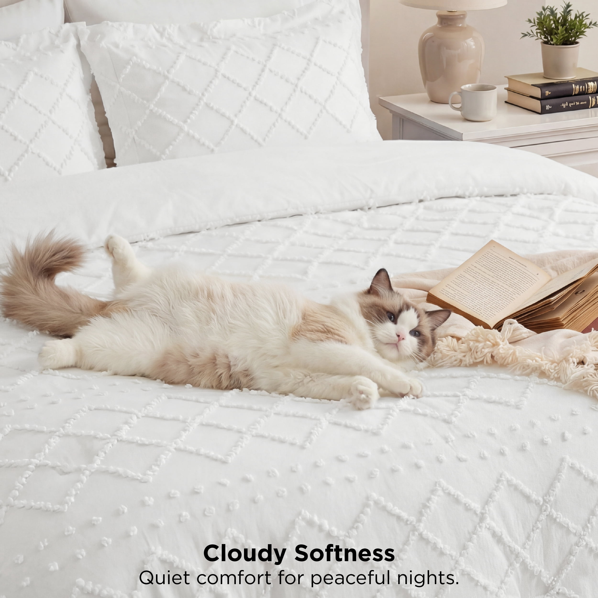 U by Bedsure Full Comforter Set, Boho Tufted Shabby Chic Bedding Comforter Set, 3 Pieces Vintage Farmhouse Bed Set for All Seasons, Fluffy Soft White Bedding Set with 2 Pillow Shams