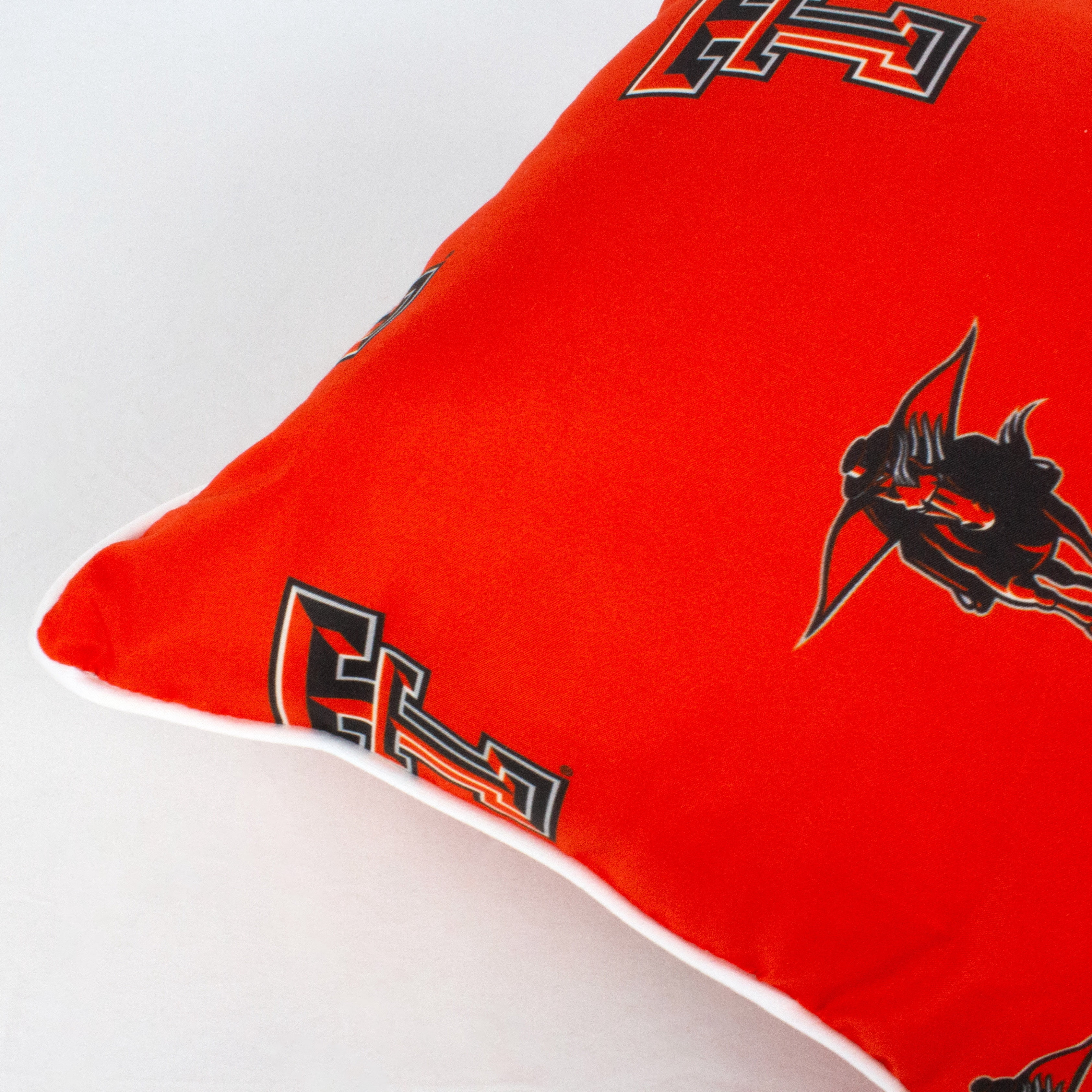 Texas Tech Red Raiders 16" x 16" Decorative Pillow Pair