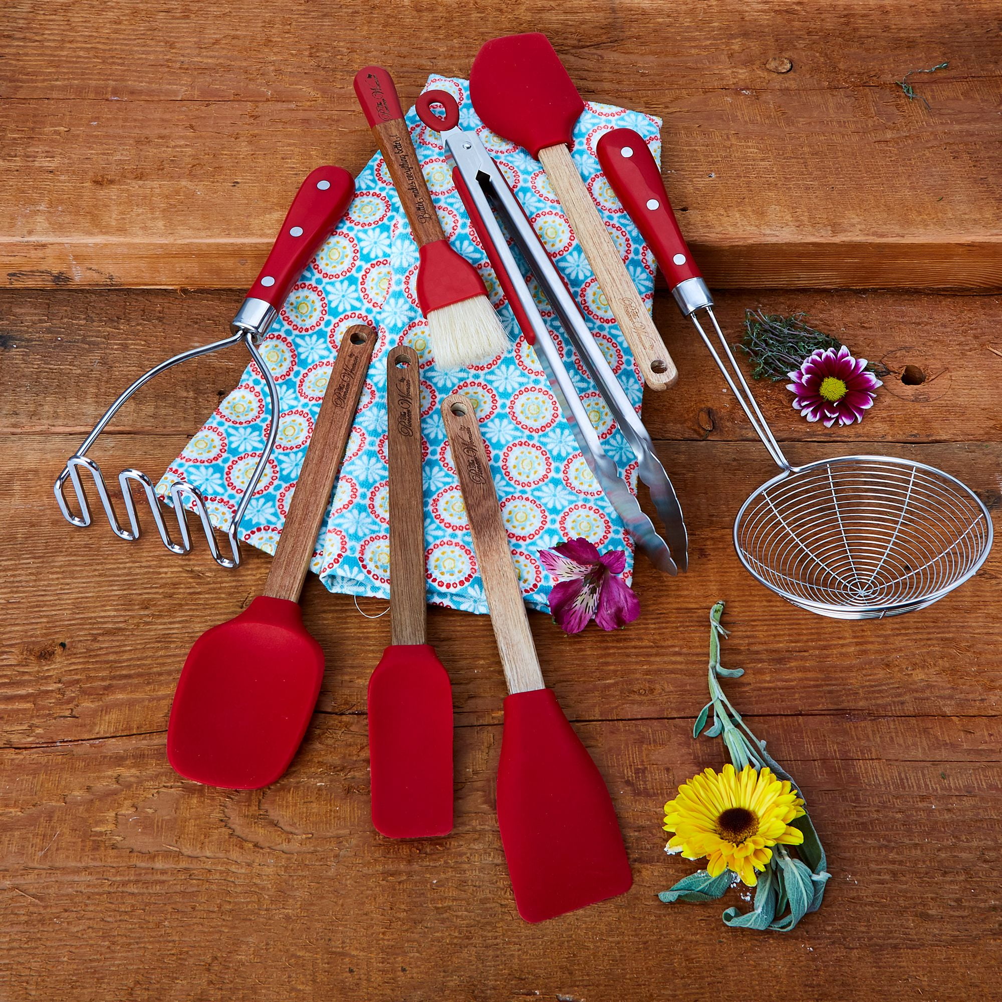 The Pioneer Woman Sweet Rose 8-Piece Mini Silicone Kitchen Tools & Cer –  DaysMarketplace