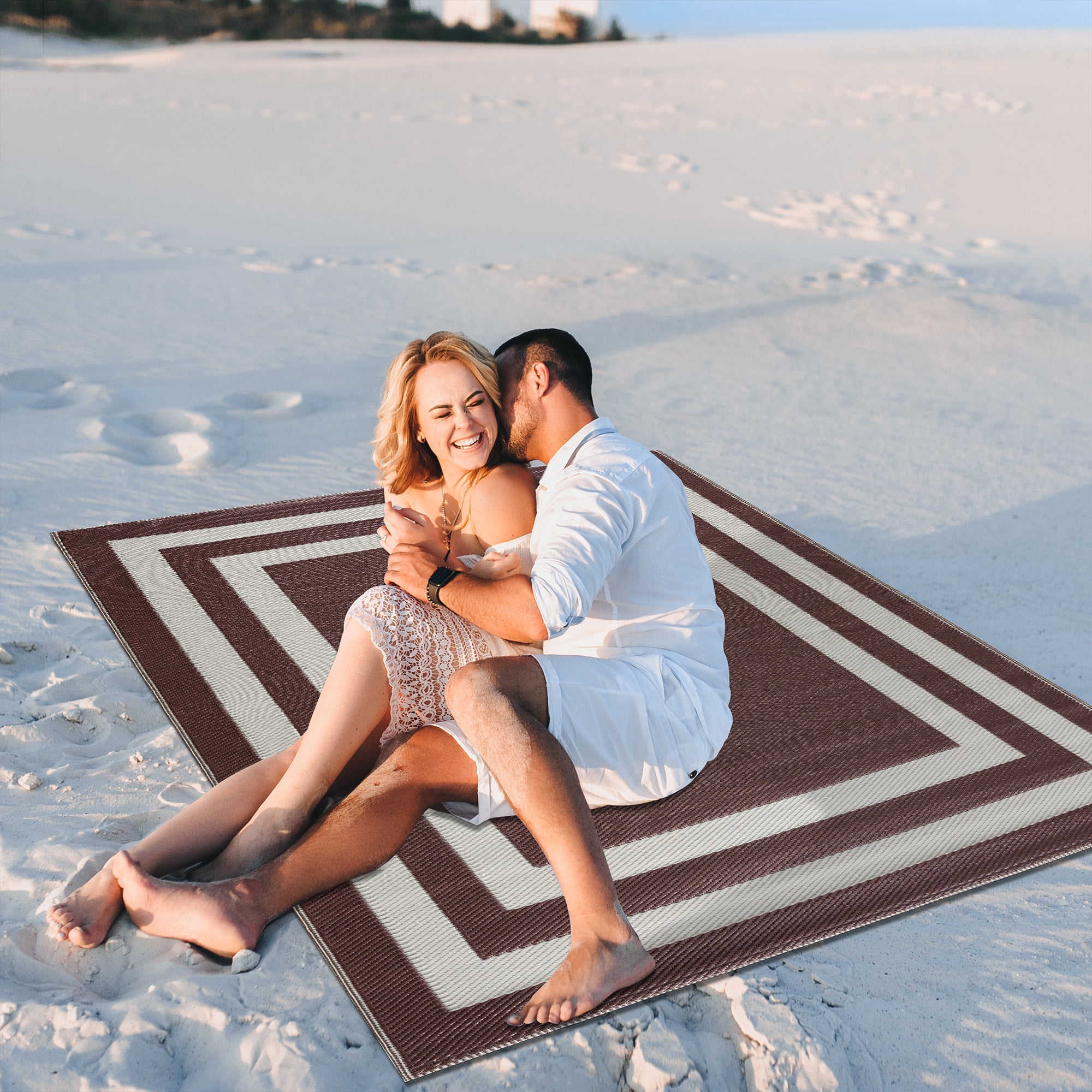 Playa Rug Brown & Crème Indoor/Outdoor Tightly Woven, 5' x 7', Fade-Resistant/Easy to Clean