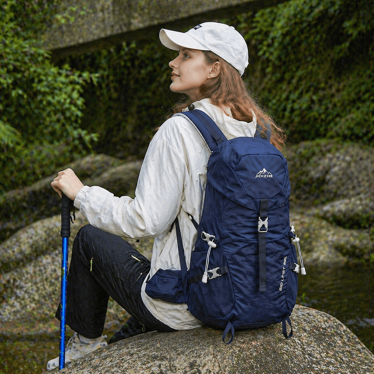 JIDIZHE 32L Polar Explorer Hiking Backpack, Lightweight Water-Resistant Outdoor Travel Backpack for Men & Women, Blue