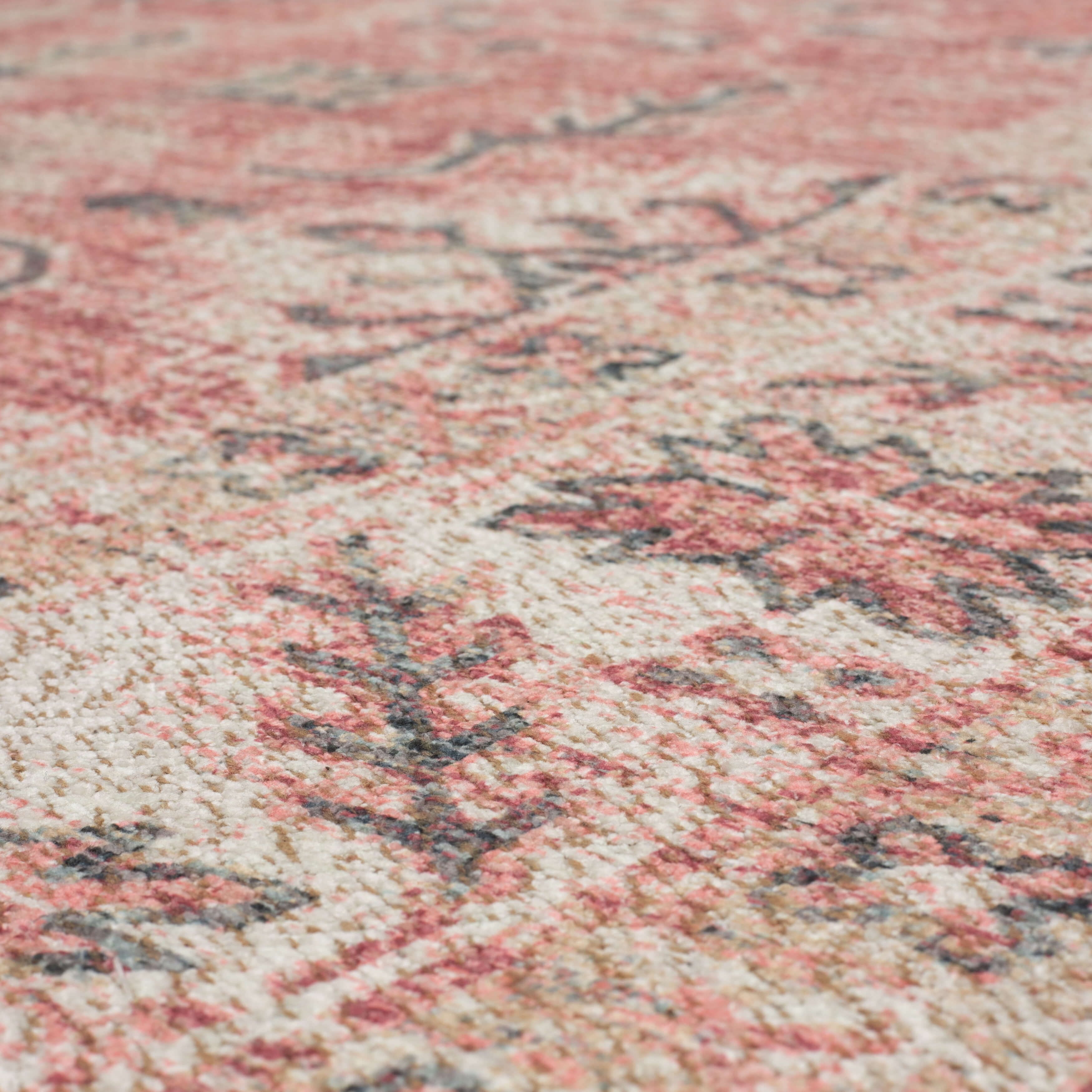 Mainstays Southwest Acacia Low Pile Stain/Fade Resistant Polyester Indoor Pink Accent Rug, 2'6" x 3'9"