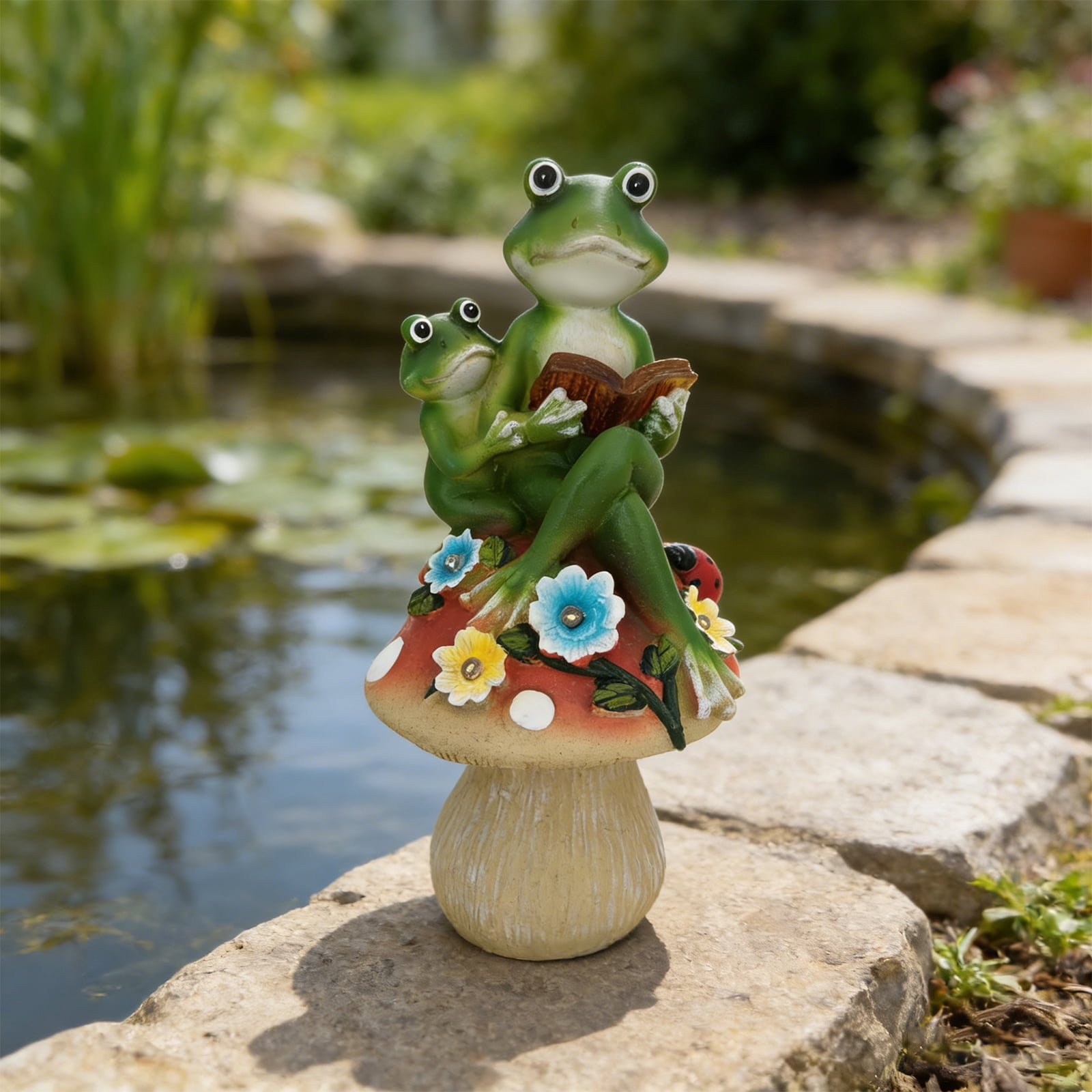 Garden Statues Frogs Outdoor Decor, Resin Frogs Figurines Lights Sculptures with Solar Light, Lovely Frogs with Mushroom for Garden Patio Yard