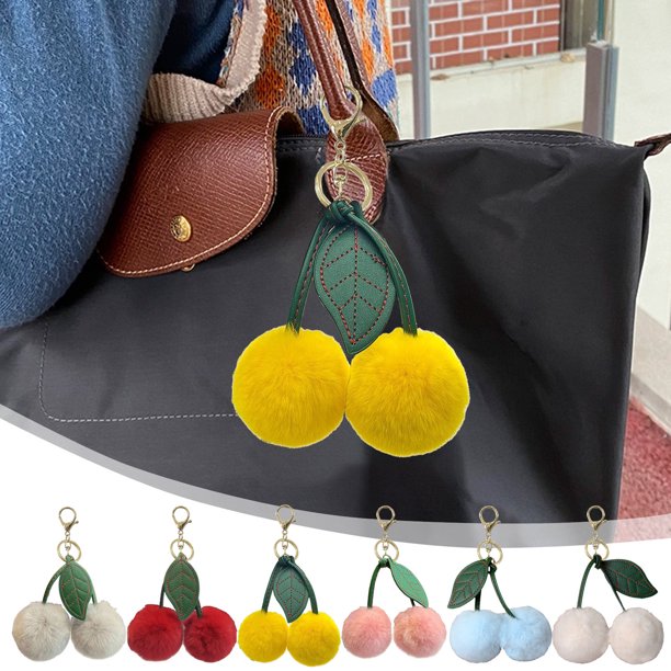 Colgante de piel de conejo sintético con cereza - Amuleto de coche blando de 6" de peludo suave, dije de bolso y accesorio para llavero - blanco, rosa, rojo, azul, amarillo, gris