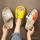 thumbnail image 3 of Pantuflas de Barrio Sésamo de Bob Esponja, 3 of 4