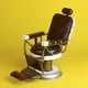 thumbnail image 3 of Silla de barbero vintage, modelo decorativo para colección de arte en juguete, ideal para regalar. Ronda grande, 3 of 8
