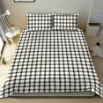thumbnail image 2 of Juego de cama B con estampado de cuadros búfalo en blanco y negro, 2 of 3