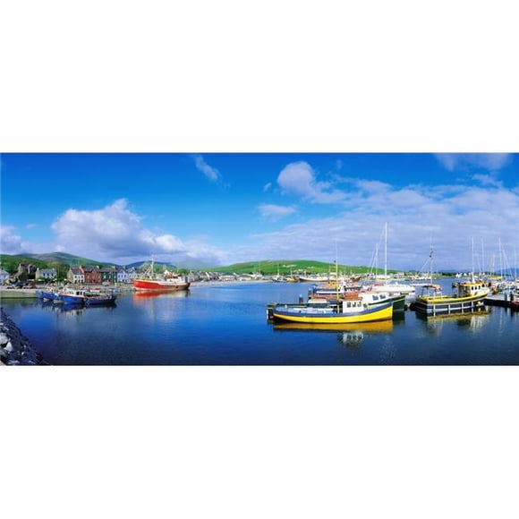 Posterazzi DPI1804671 Dingle Dingle Peninsula Co Kerry Ireland - La Pêche dans un Port Affiche Imprimée par la Collection d'Images Irlandaises, 30 x 12
