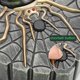 thumbnail image 3 of Timbre de araña YONGSHENG con sonidos aterradores y ojos en movimiento decoración de Halloween, 3 of 4