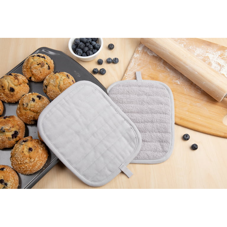 Mainstays Cotton Pot Holders, 2 Piece, 7 in x 9 in, Gray 