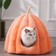 thumbnail image 1 of Cama para gatos de interior, bonita cama cueva estilo calabaza, tienda de campaña con cojín extraíble, suave cojín sintético, cama para perros, casa para perros, 1 of 5