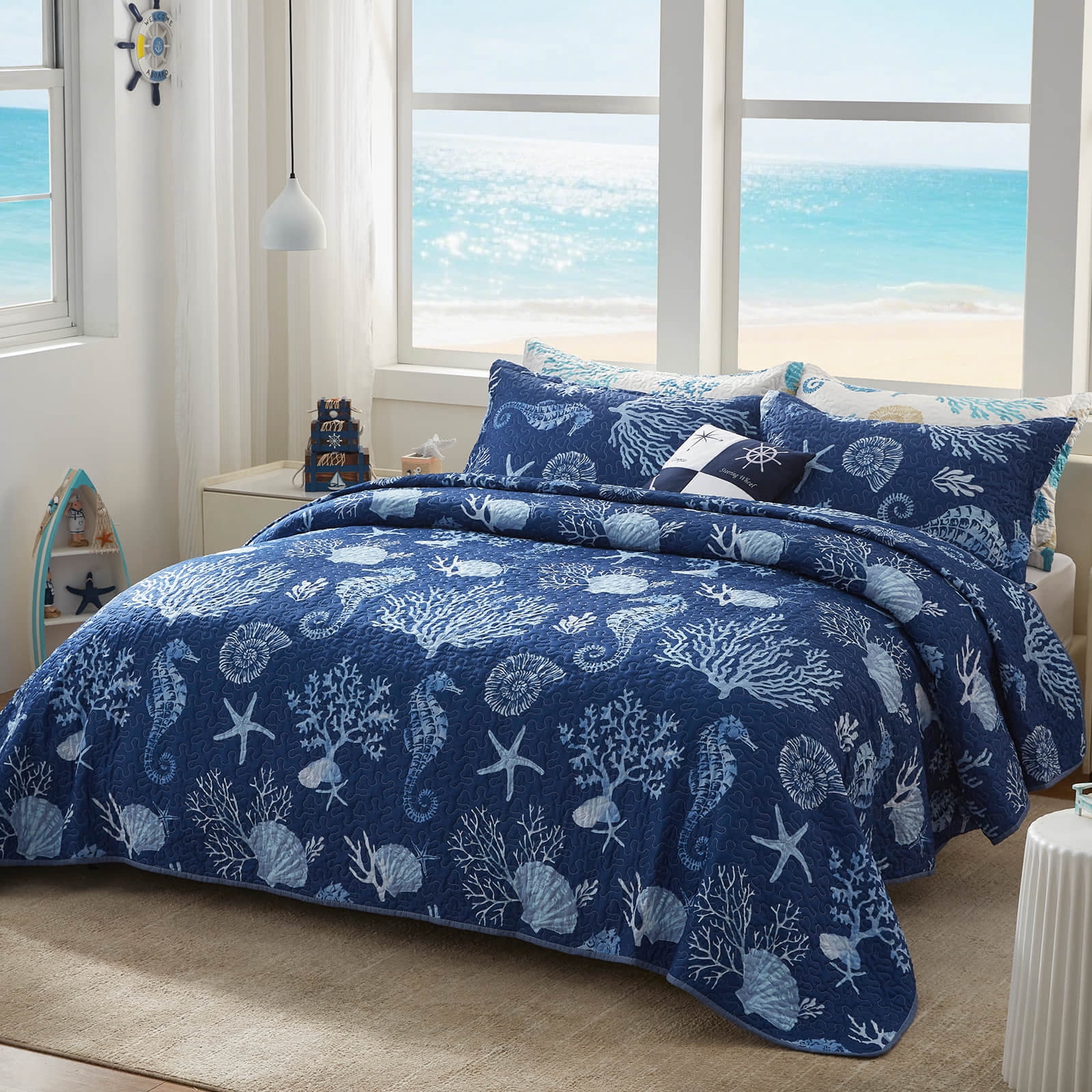 Coastal Quilt Set Full/Queen Size - Lightweight Microfiber Reversible Bedspread, 90''x98'', Navy, Includes 2 Shams