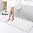 thumbnail image 1 of Alfombra antideslizante para baño, diseño de oveja, de chenilla, blanca, 1 of 6