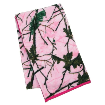 - Grand Sierra Women's Camouflage with Contrast Color Reversible Scarf