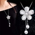 thumbnail image 4 of Collar con colgante de cristal blanco, collar largo de suéter, joyería de moda para mujeres y niñas (collar de flores de 5 pétalos) JM JM, 4 of 4