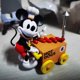thumbnail image 4 of Caja sorpresa aleatoria con figuras originales de Mickey Mouse de Disney, serie Instant Departure, colección para el hogar, adornos, juguetes creativos, 4 of 5