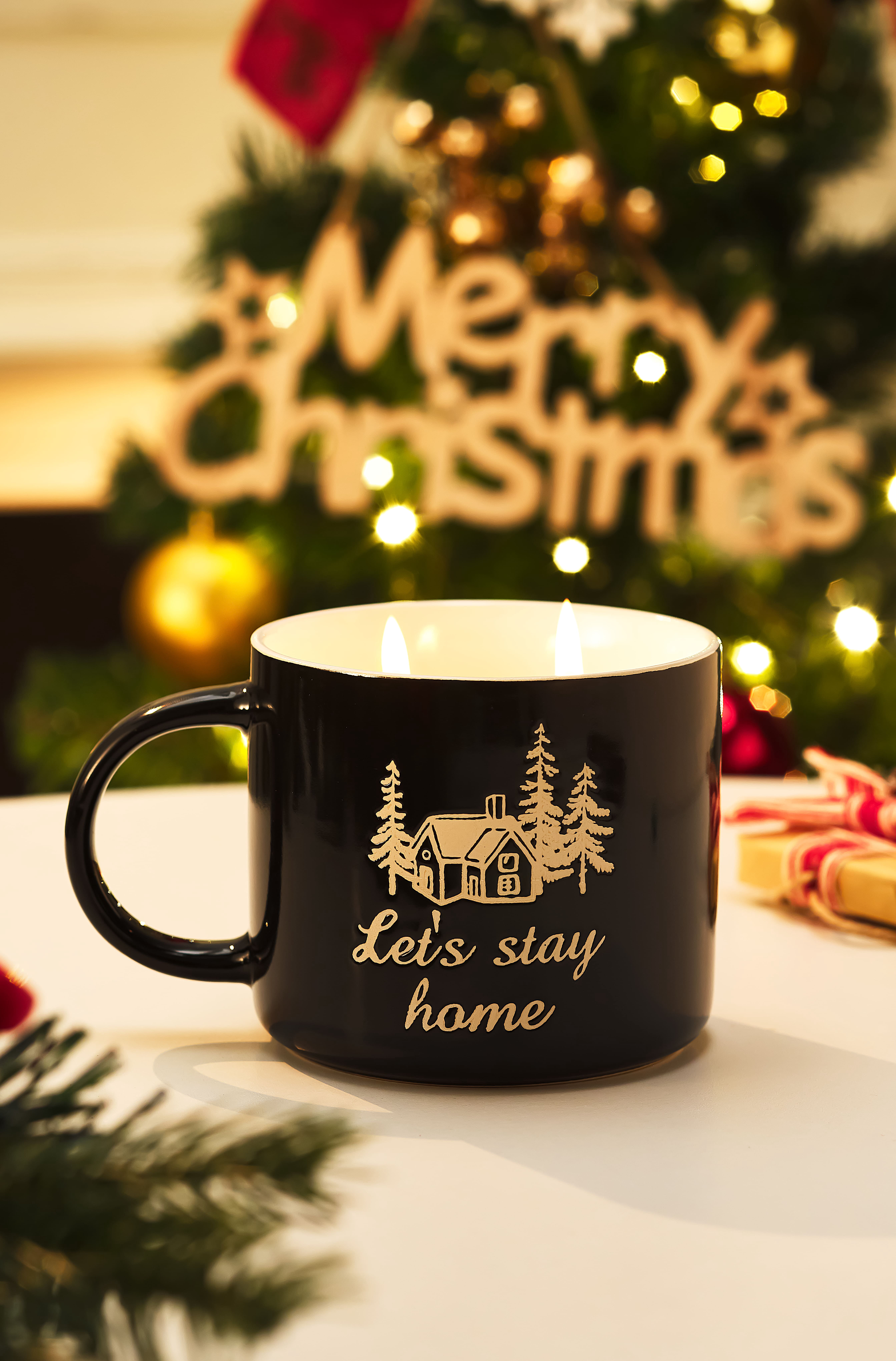 Mainstays 2-Wick 13-ounce Reusable Home Holiday Coffee Mug Scented Candle, Cozy Comfort