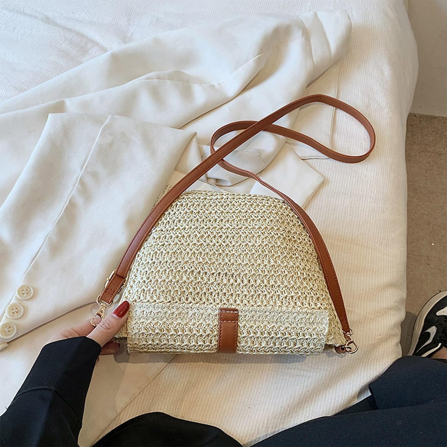 Straw Purses for Women, Summer Straw Crossbody Bag Purses Woven Straw Beach Bag for Vacation