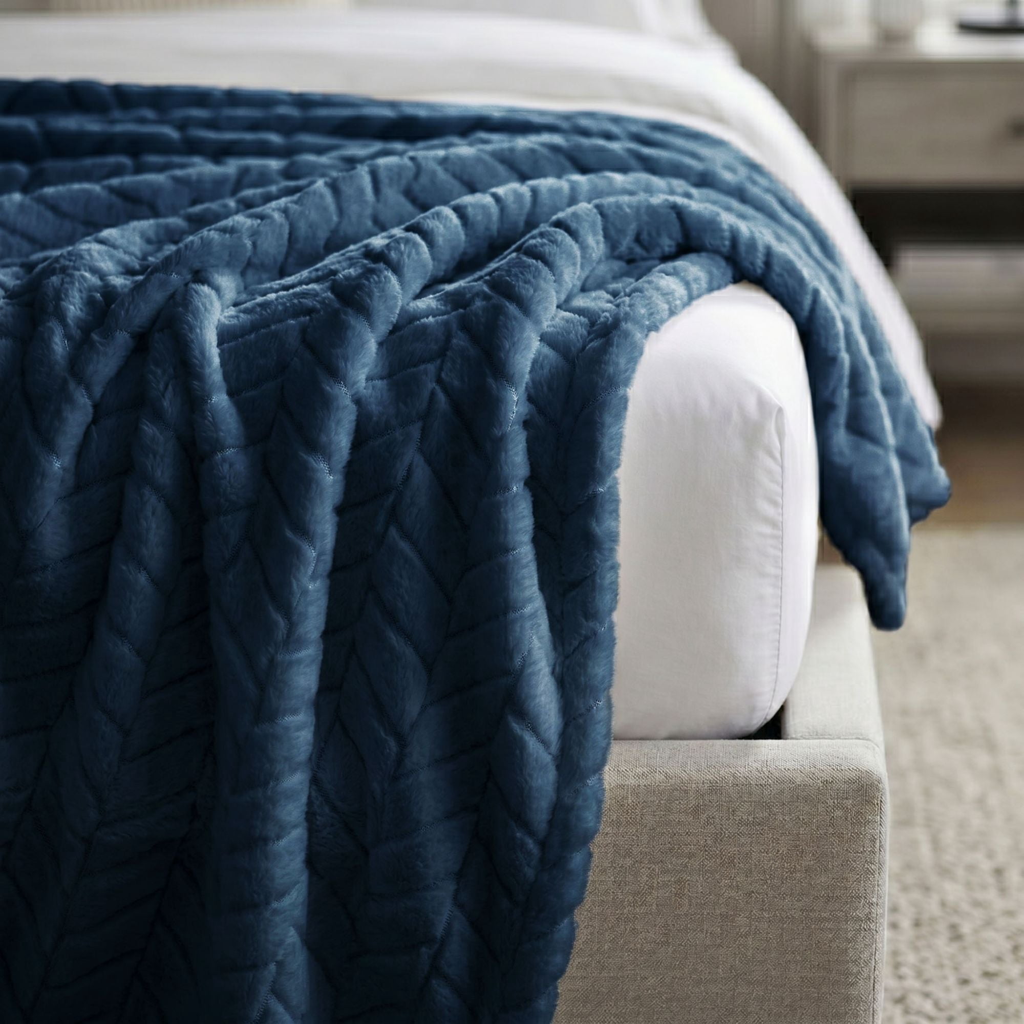 Superior Hope Herringbone Fluffy Fleece Blanket, Full Queen Size, Navy Blue