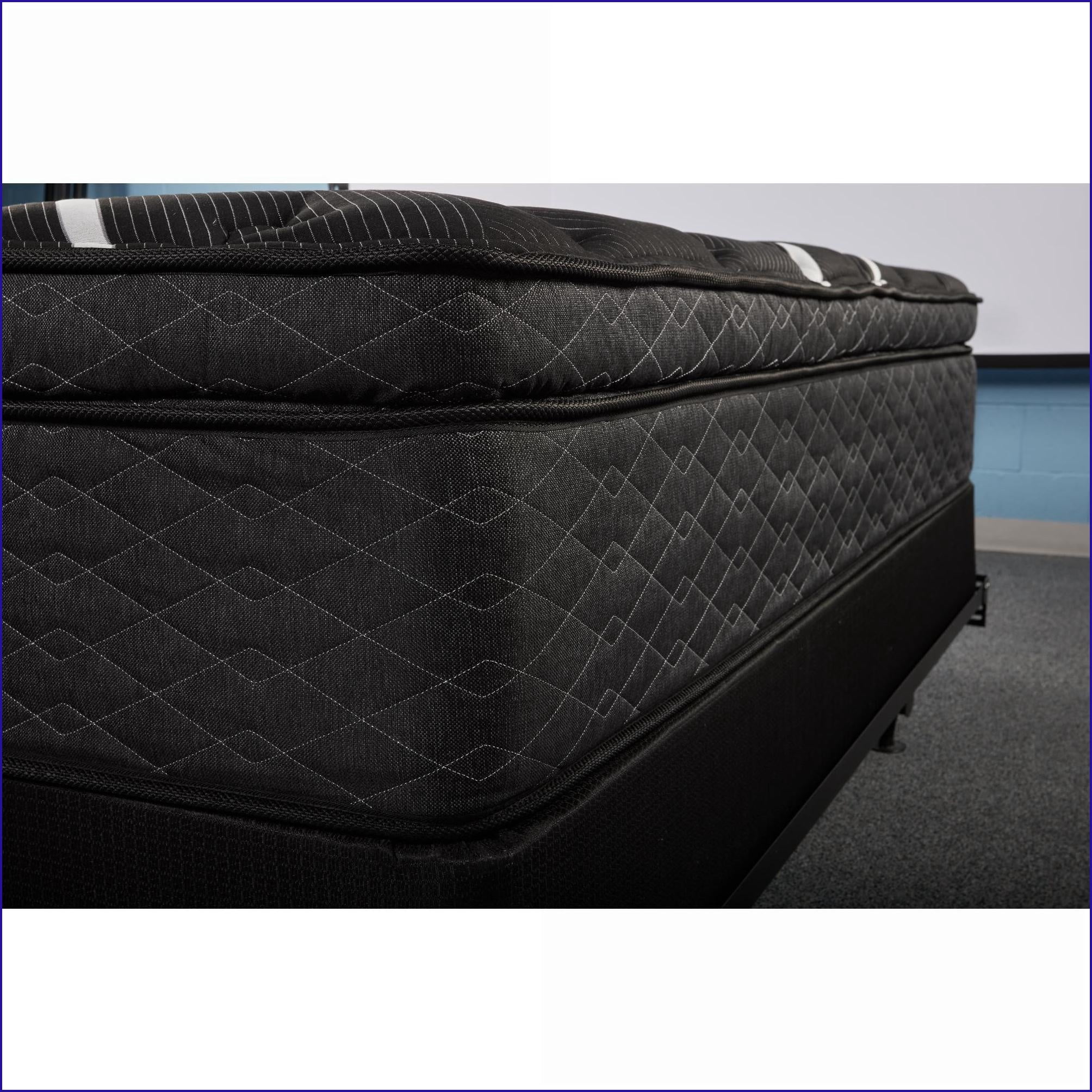 Mattresses | Restonic ComfortCare Hybrid Heartland Euro Top King | Foam | Off-White
