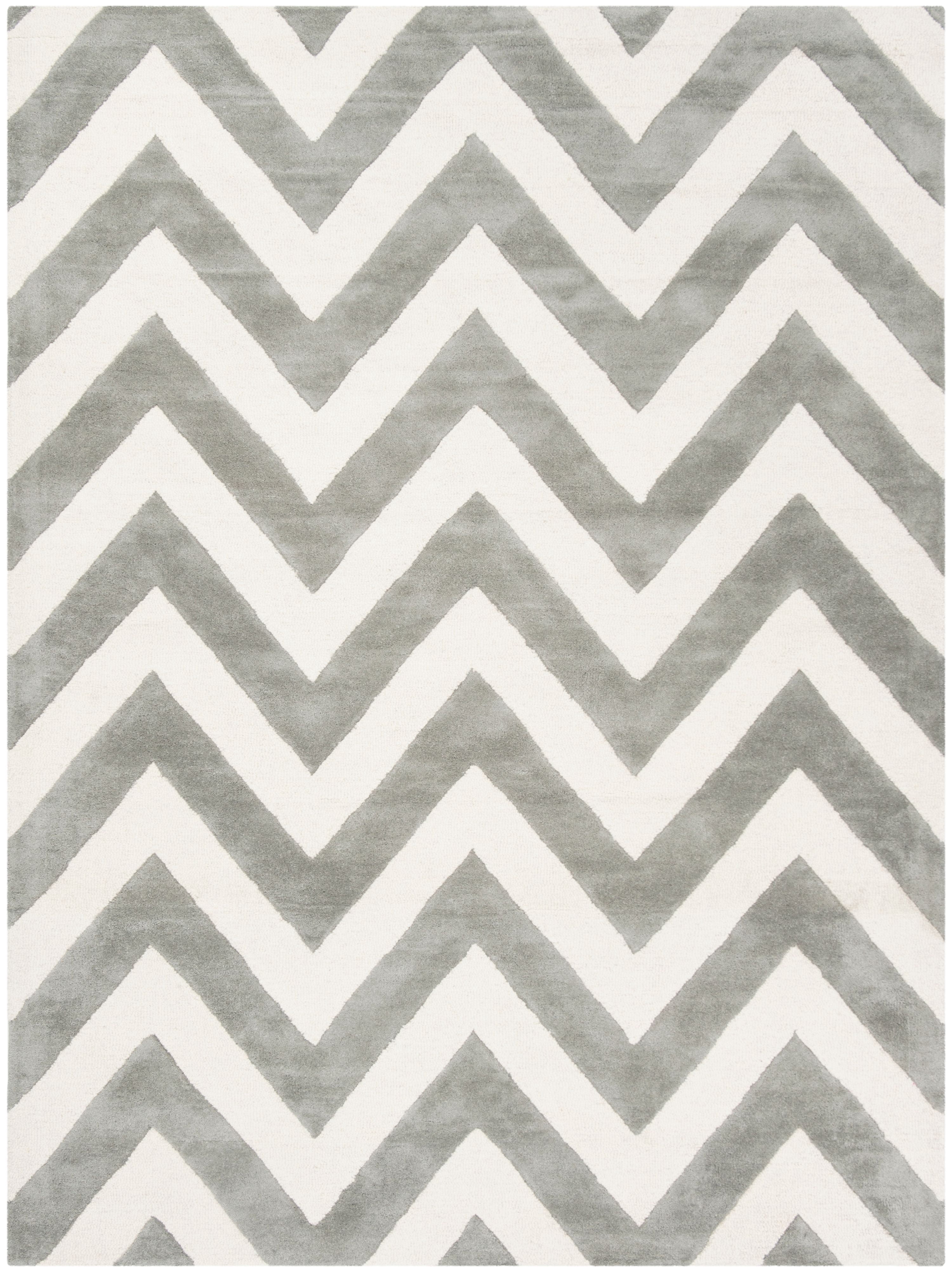 SAFAVIEH Kids Basic Chevron Wool Area Rug, Grey/Ivory, 5' x 7'