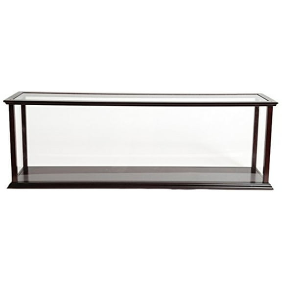 Display Case for Cruise Liner Mid