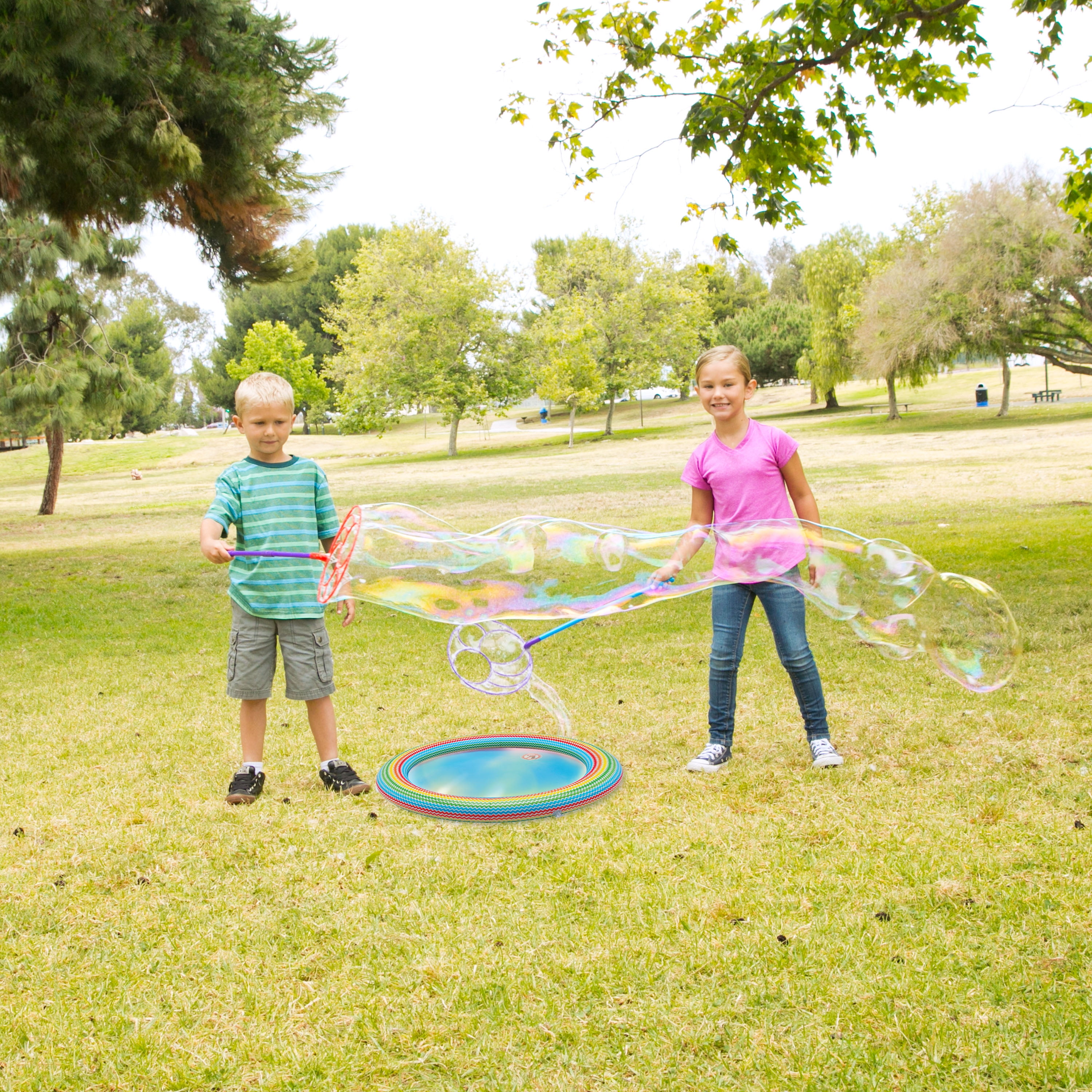 play day bubble fun pond