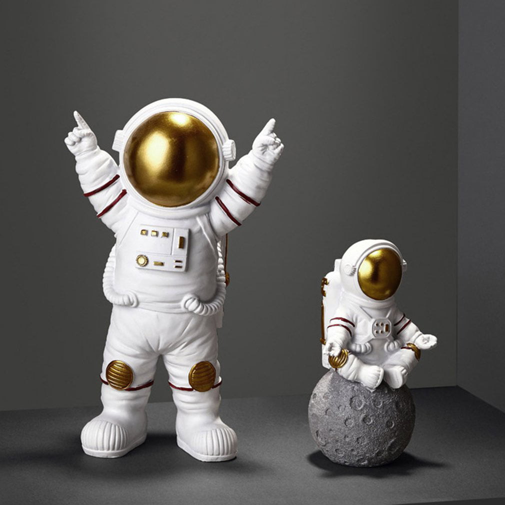 Resin Astronaut Figurines Spaceman With Moon Sculpture Decorative Statues Gift 