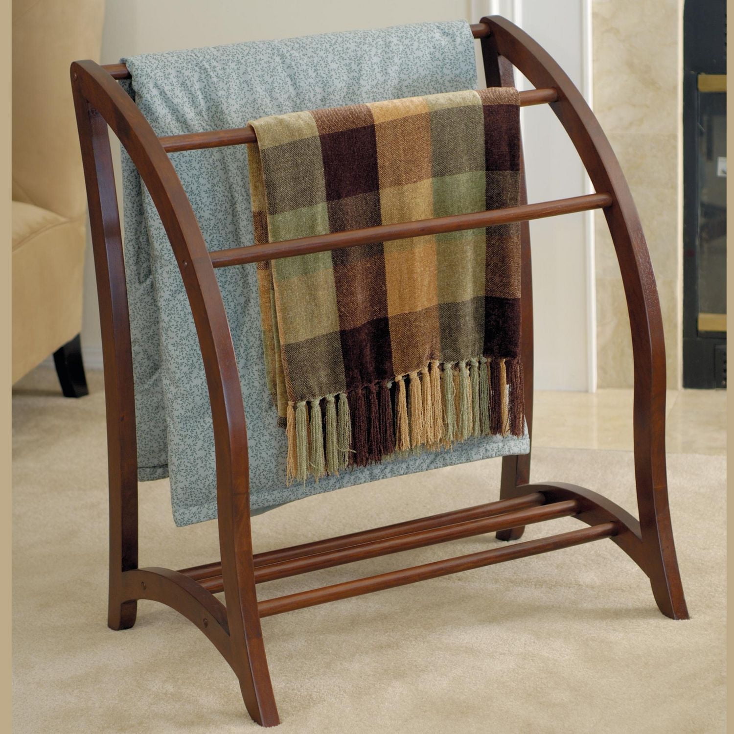 Winsome Quilt Rack in walnut finish - 94036