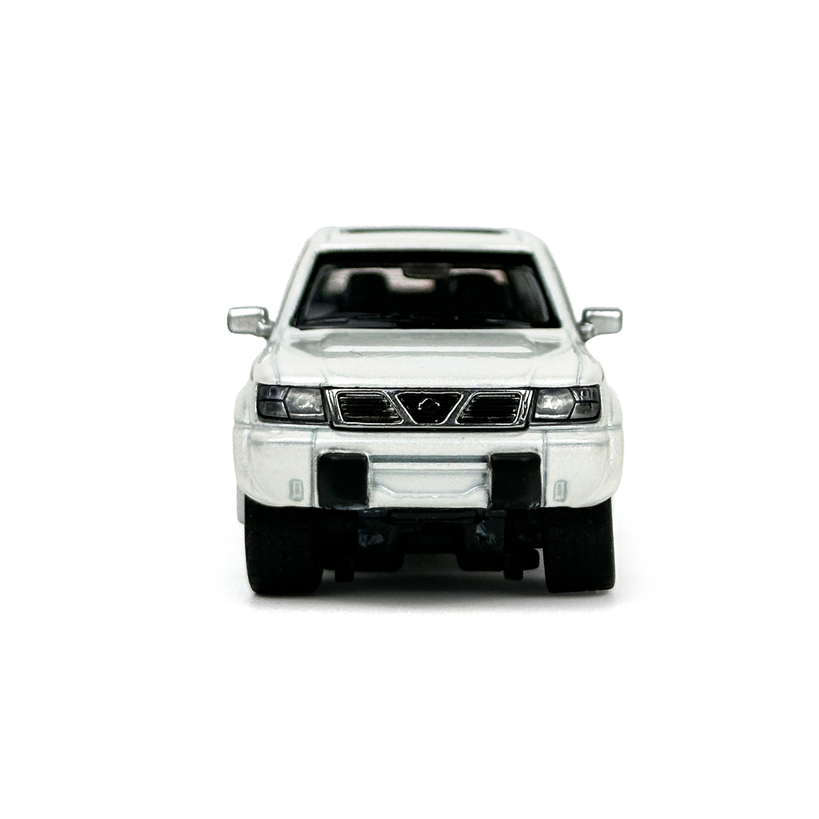 1:64 Scale Paudi Nissan Patrol White Diecast Model Car Miniature Toy Car Vehicle