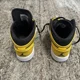 thumbnail image 5 of Jo r-dan 1 Retro Mid New Love 2017 G’s Size 6.5, 5 of 5