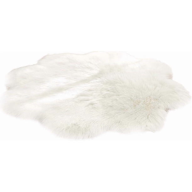 Fluffy Rug, Flower Shaped Furry Mat, Shaggy Plush Carpet for Home Bedroom, White (45 x 45 cm)